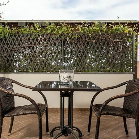 モンテ ソラーロ ベッド ＆ ブレックファースト 4*