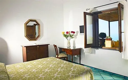 モンテ ソラーロ ベッド ＆ ブレックファースト