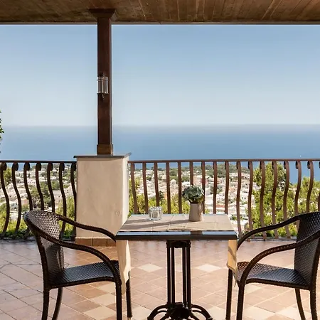 Bed and Breakfast Monte Solaro Ανακάπρι